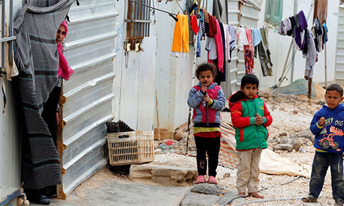 niños refugiados en Grecia Grecia está privando de su derecho a una educación a miles de niños refugiados